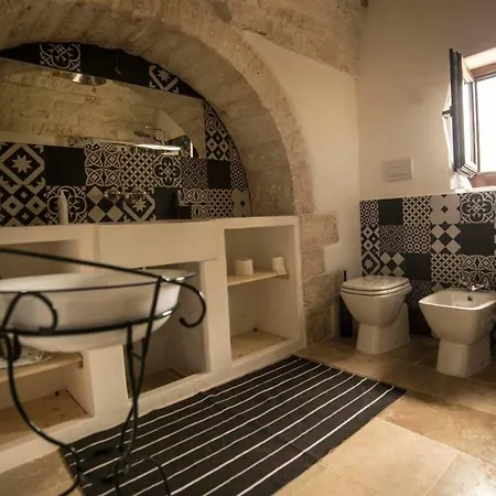 Semesterbostad Trulli Mansio